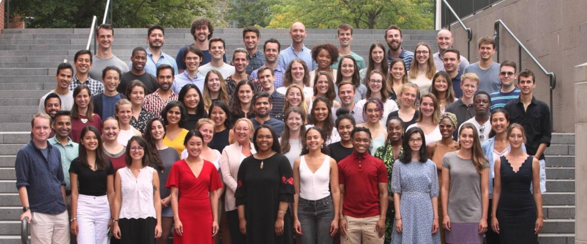 A Career Guide to Becoming a Public Policy Analyst