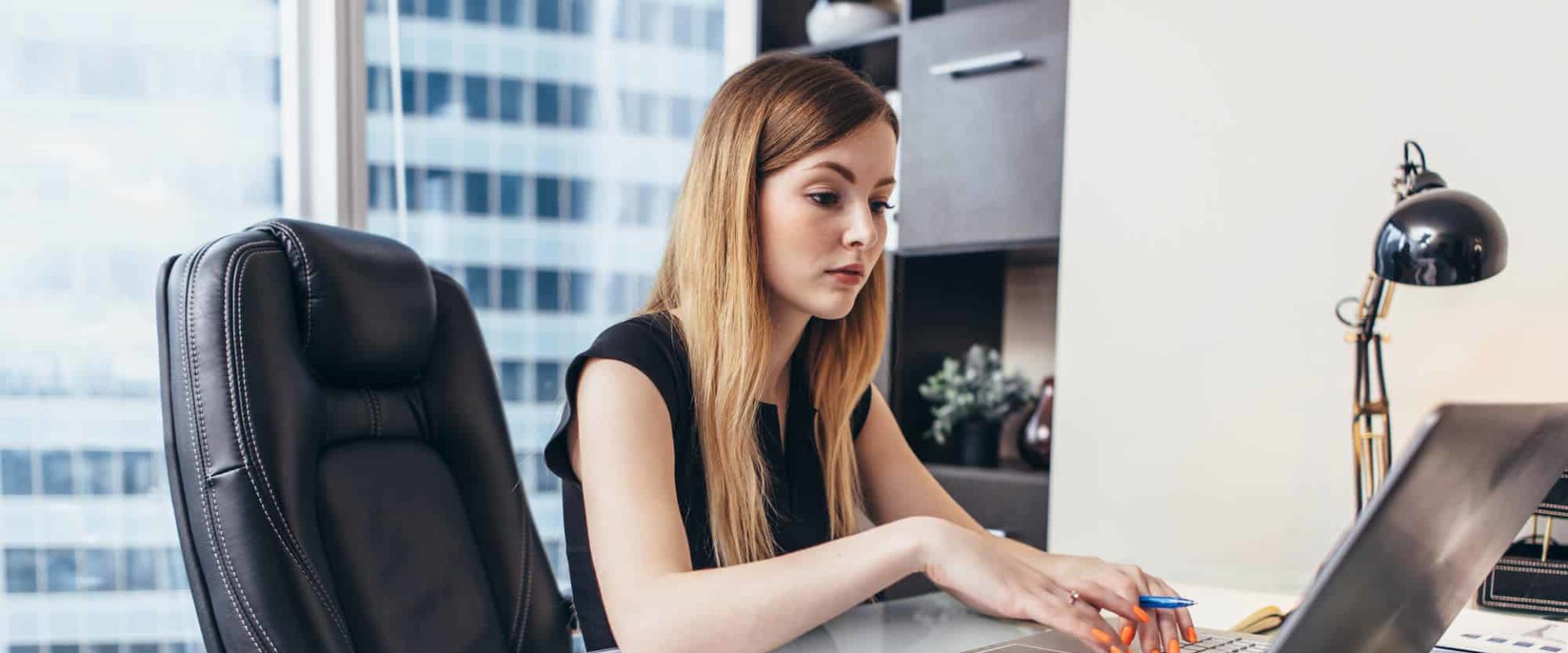 A Comprehensive Look at Data Analyst Careers