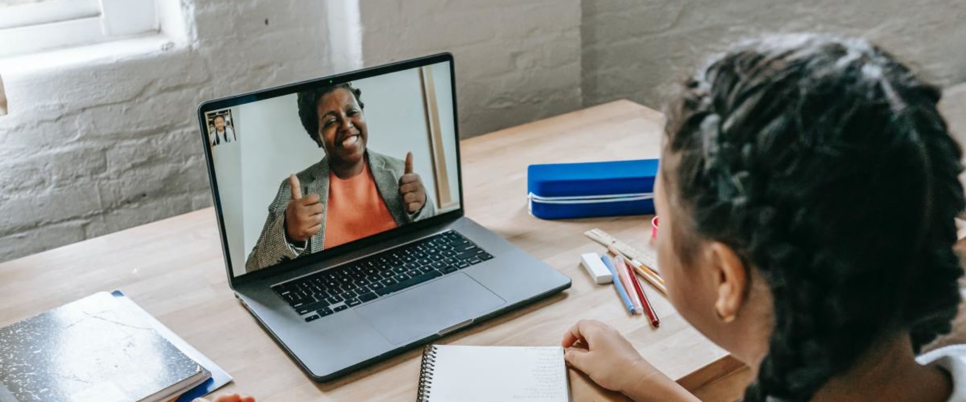 Virtual Tutoring Services: Your Guide to Econometrics and Economics Education